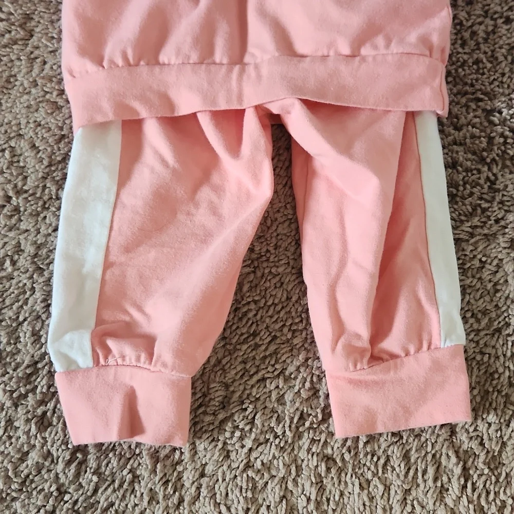 Mama's girl 2 piece pant set 6-9 months
